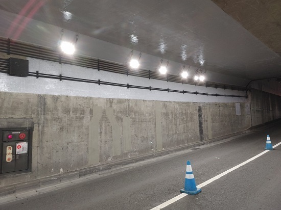 三光電気工業施工実績　片山高浜線 地下道照明設備更新工事