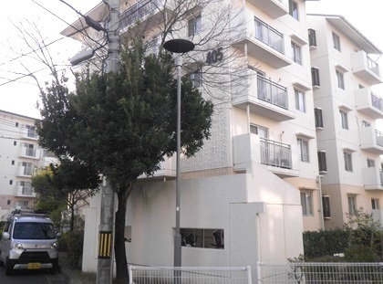 三光電気工業 施工実績　高槻・阿武山八番街外３団地 共用灯ＬＥＤ化その他工事